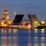 Осень в Санкт-Петербурге:  какие места следует посетить