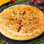 Чем побаловать любимых коллег:  заказываем осетинские пироги к обеду