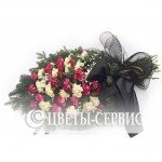 Цветы на похороны:  обзор 5 изящных композиций